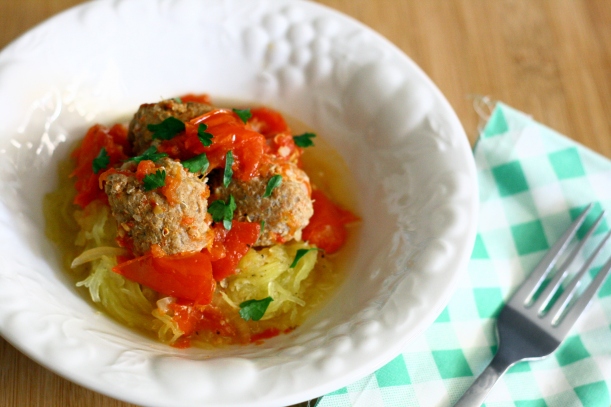 turkey quinoa meatballs with spaghetti squash | doughseedough.net