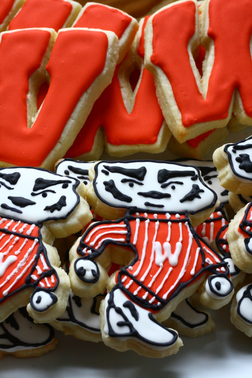 Wisconsin Badger Cookies {sugar cookie cut-outs with royal icing} | doughseedough.net