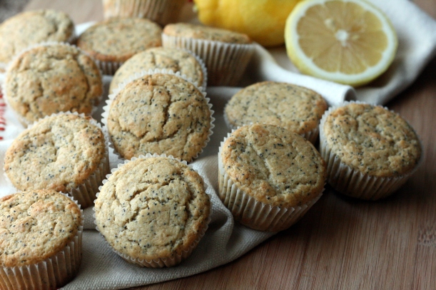 Vegan Lemon Poppy Seed Muffins | doughseedough.net